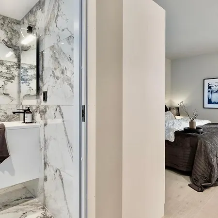 Lägenhet Brand New And Luxurious Penthouse In Centre!