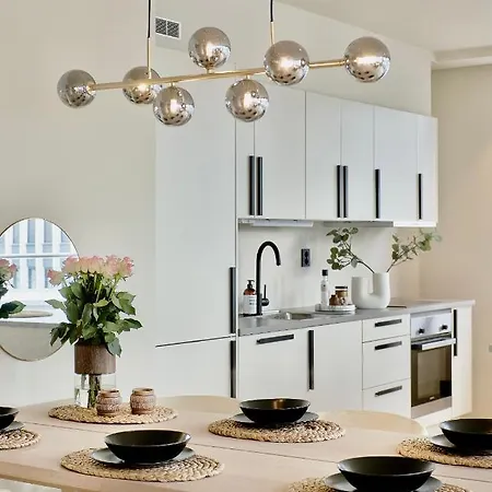 Brand New And Luxurious Penthouse In Centre! Bergen