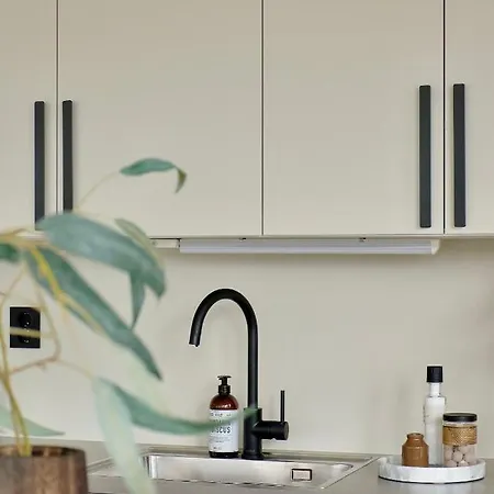 Brand New And Luxurious Penthouse In Centre! *