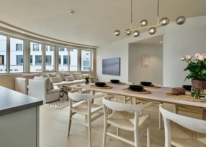 Brand New And Luxurious Penthouse In Centre! Bergen