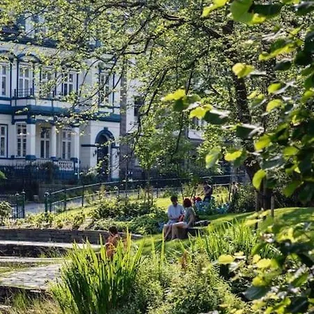 Brand New And Luxurious Penthouse In Centre! Apartament